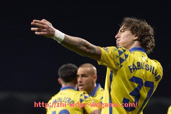 问鼎娱乐官方网站-世俱杯举办国民众参与度分析：全民迎赛氛围的构建路径与策略