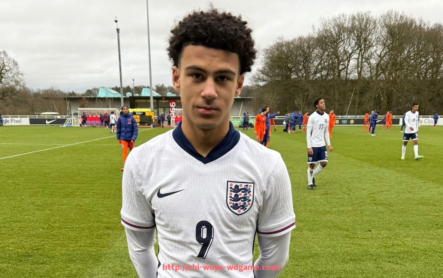 问鼎娱乐官方网站-世俱杯官方球衣发布及球衣设计背后的文化内涵