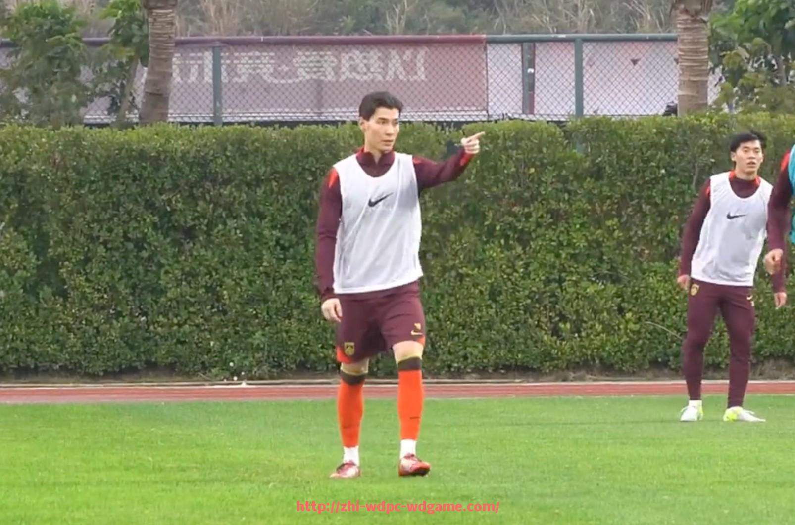 问鼎娱乐官方网站-西甲联赛详细规则讲解与2025赛季变化重点 .